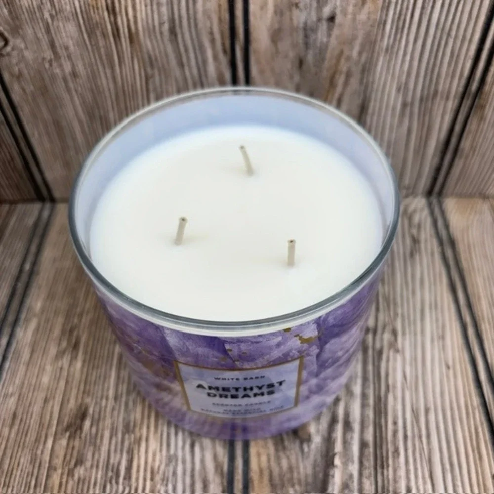 Bath & Body Works Amethyst Dreams Candle 3 Wick 14.5 Oz - Picture 2 of 3